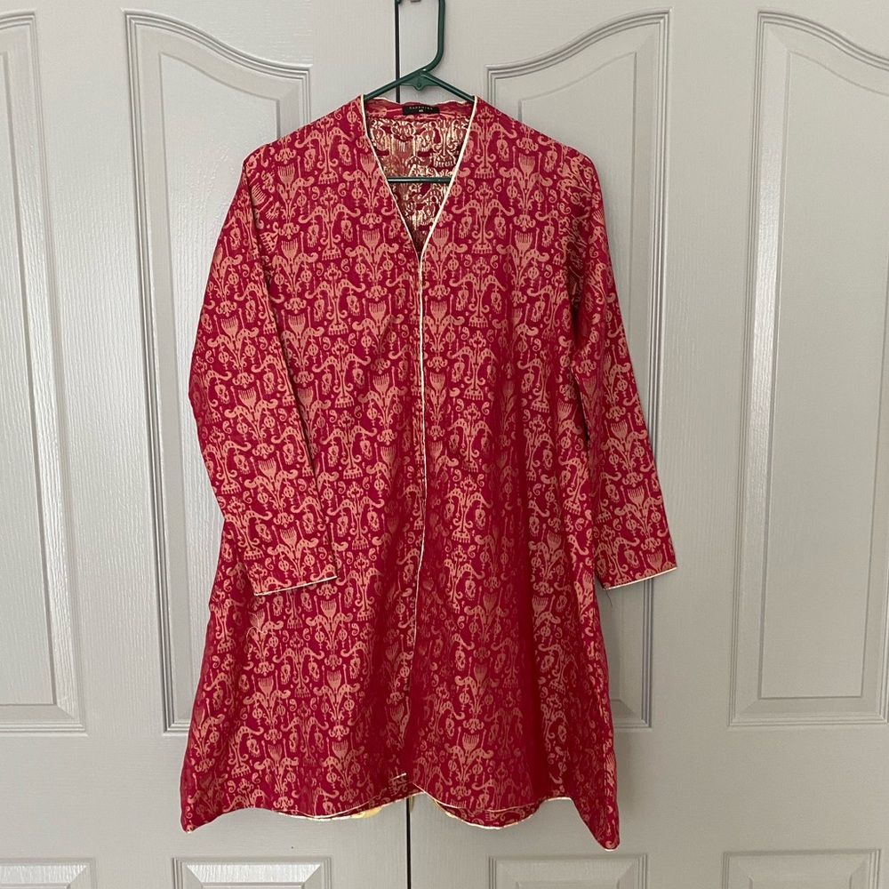 Pakistani brand Sapphire red jacquard Kurta size XS